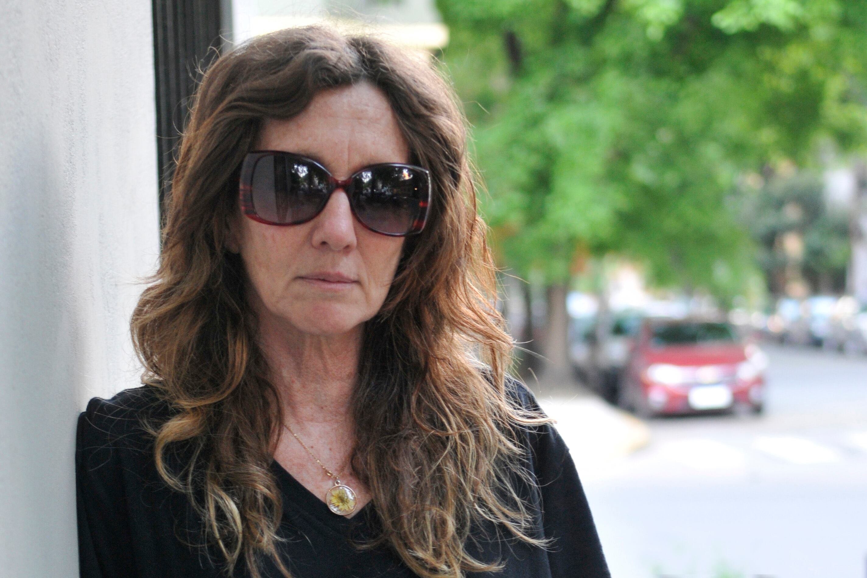 "Escribir en el aire es como esa estela que dejan los cuerpos en movimiento", señala De Luque. 