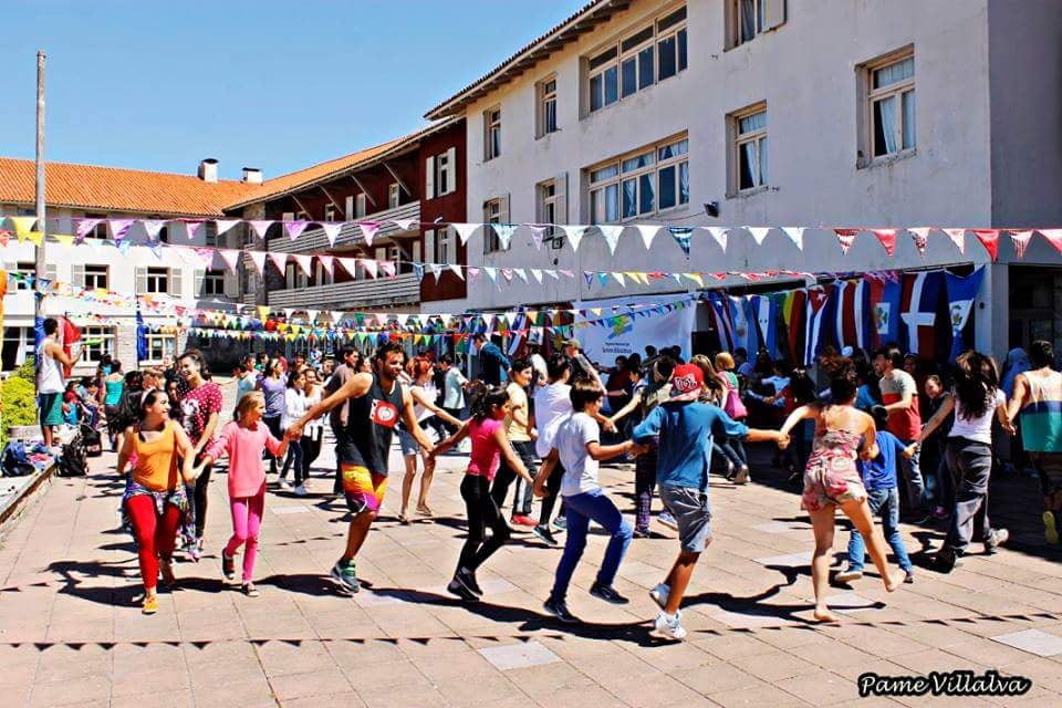Con la gestión de Macri, el Ministerio de Turismo empezó a cobrarle a Educación el alojamiento de los chicos.
