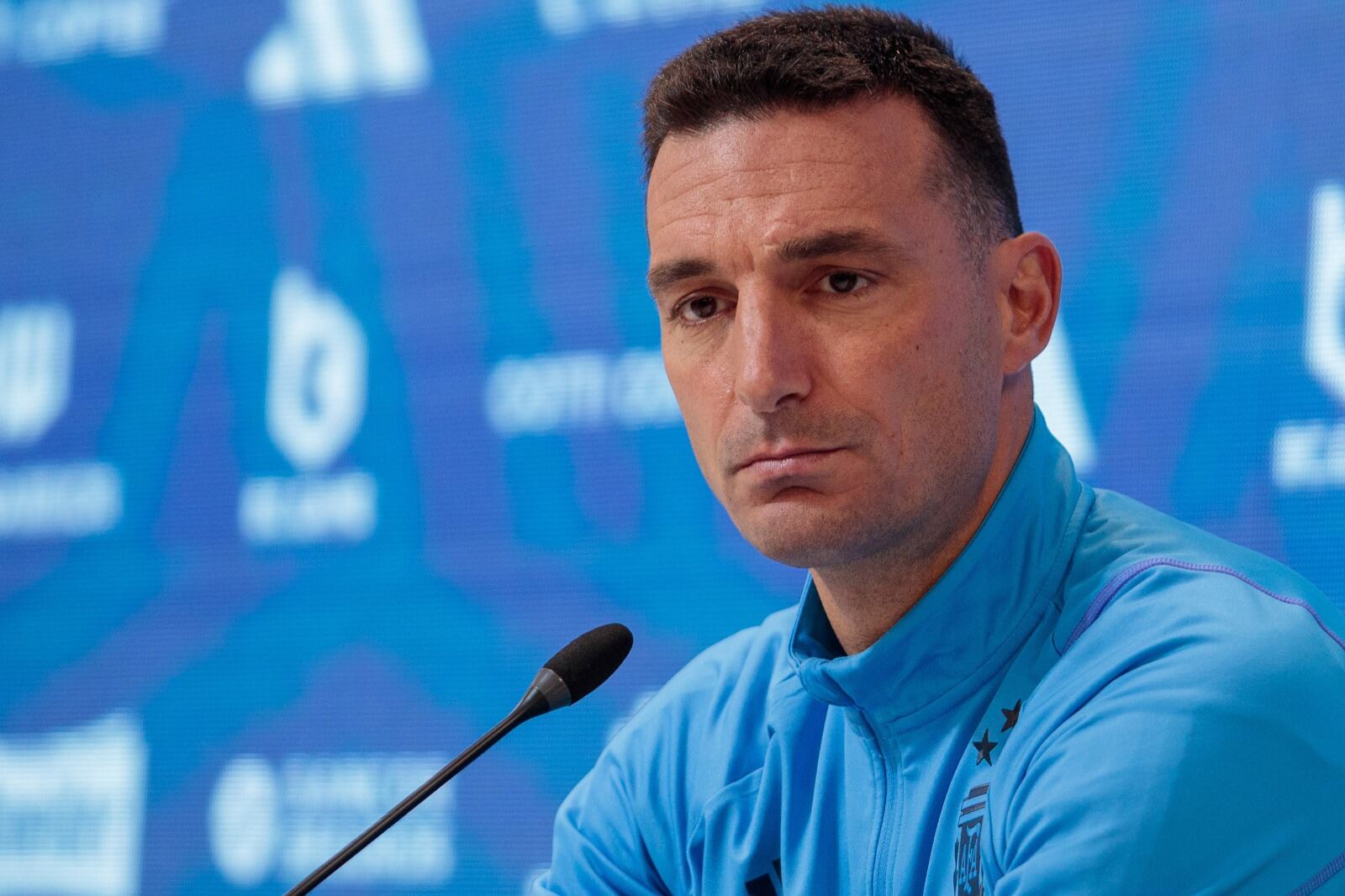 Lionel Scaloni durante la conferencia de prensa en Ezeiza