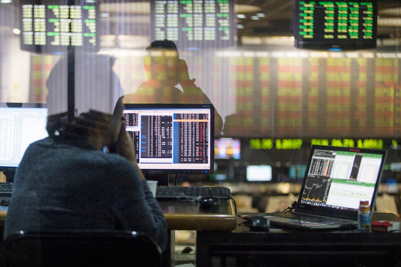 El riesgo país subió este martes hasta 3696 unidades con un avance de 236 puntos.