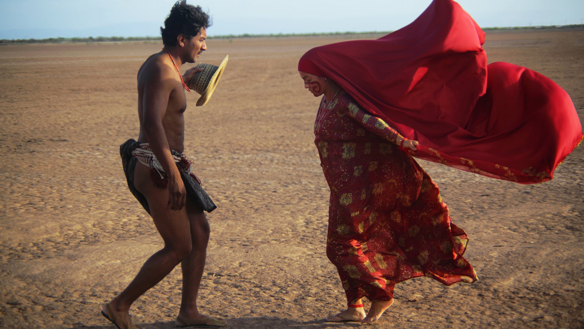 Un película elegíaca, que puede ser vista como retrato seminal del imperio de la muerte que aún hoy se pasea por Colombia. 