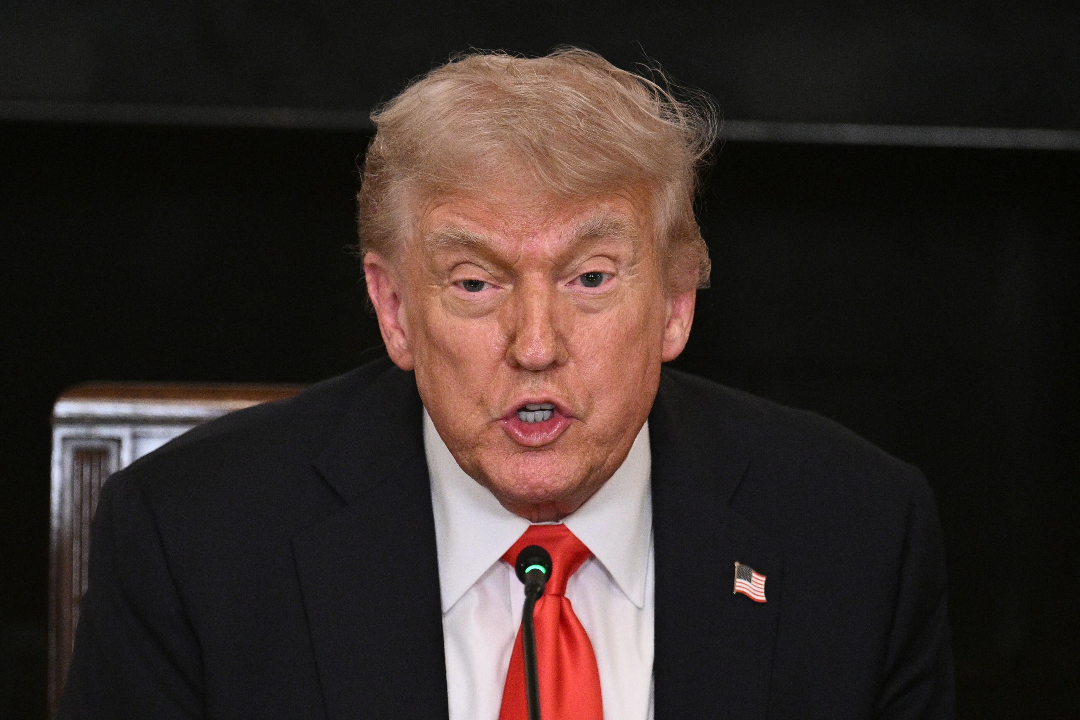 Trump hizo el anuncio a través de su red social.