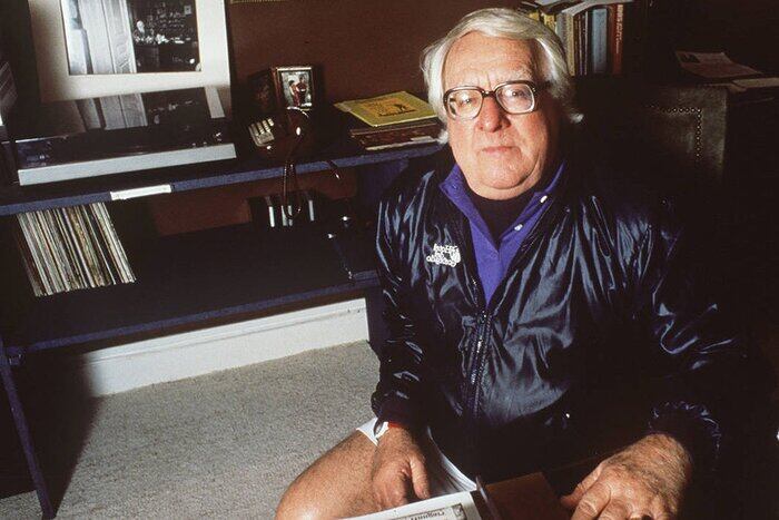 Ray Bradbury.