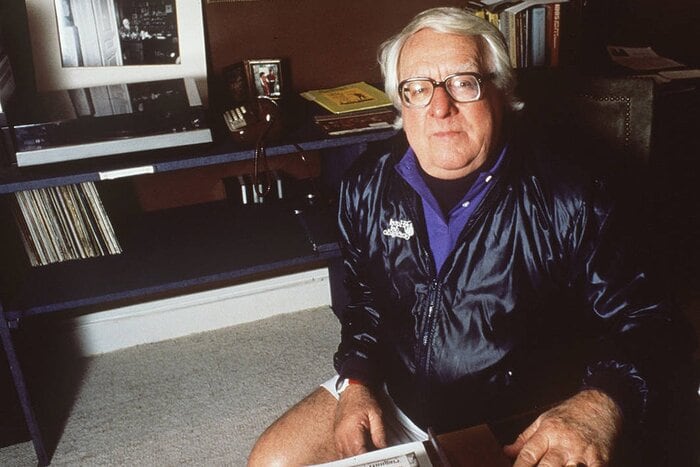 Ray Bradbury.