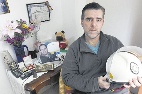 Juan Matías Monticelli murió en el incendio junto con otros nueve servidores.