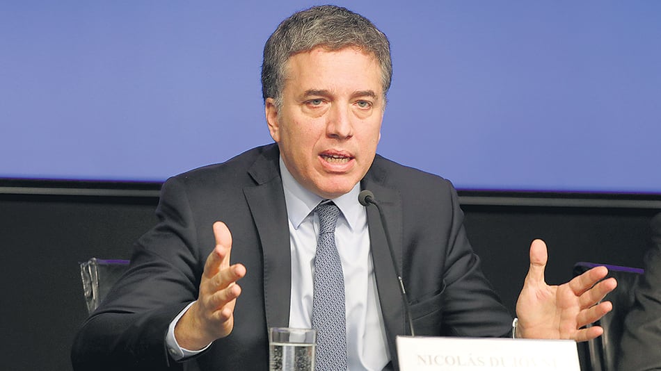 “La inflación va a poder bajar año tras año, de manera persistente”, sostuvo Dujovne.