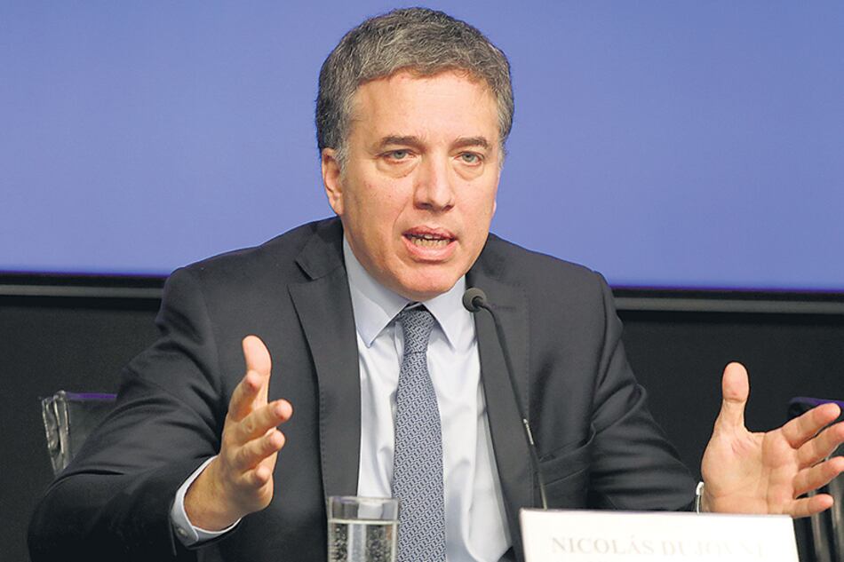 “La inflación va a poder bajar año tras año, de manera persistente”, sostuvo Dujovne.