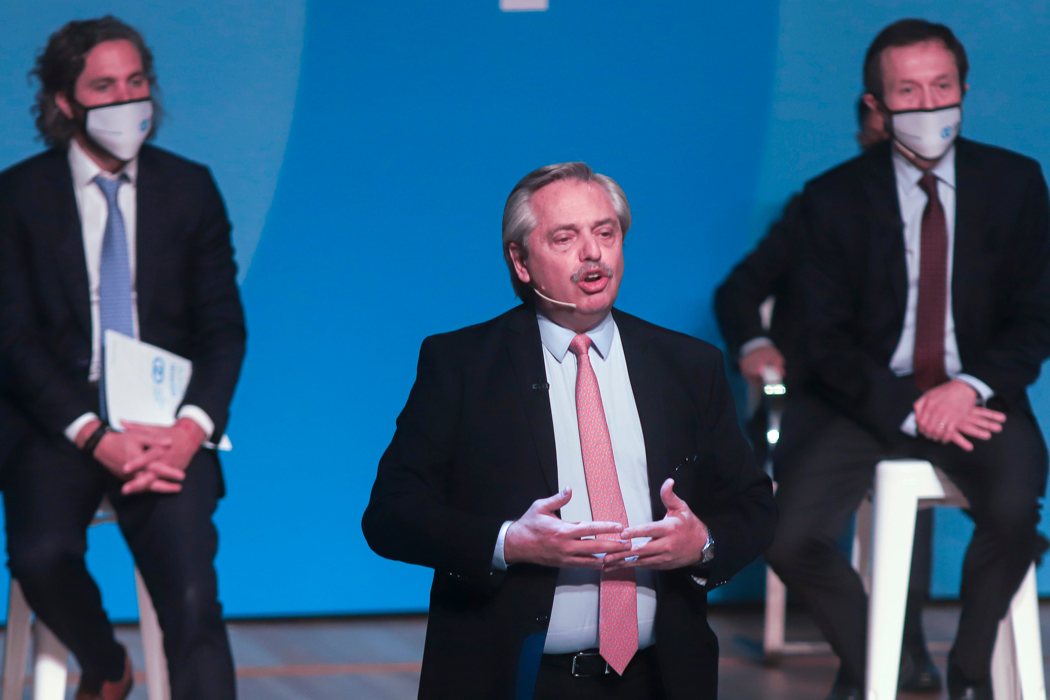 En el evento inaugural del CES, el presidente Alberto Fernández, junto al jefe de Gabinete, Santiago Cafiero, y el secretario de Asuntos Estratégicos, Gustavo Beliz, que estará al frente del organismo.