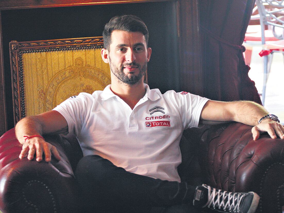 “Hace tiempo que no corro en Silverstone, es un circuito de alta velocidad y que exige mucho”, dijo.