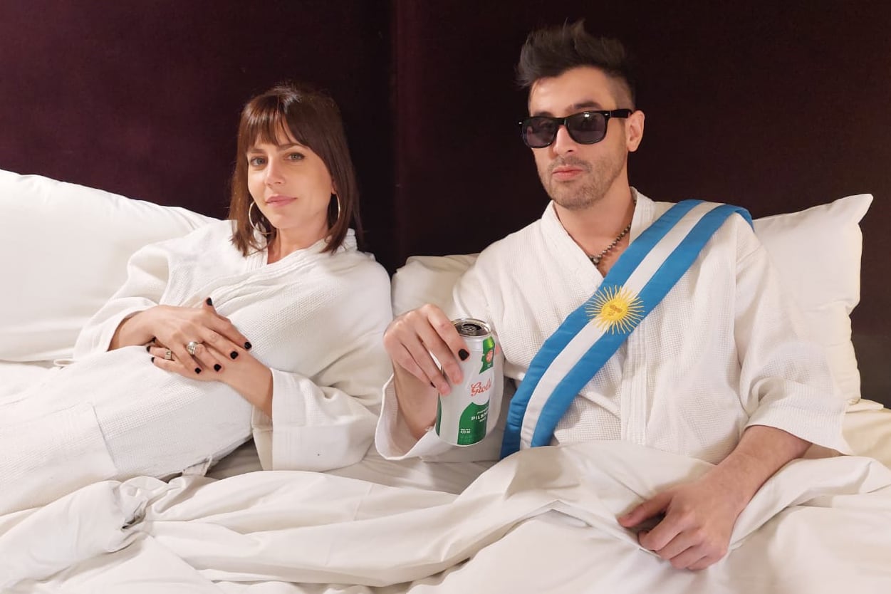 En uno de los mejores tándems del humor actual, Lucía y Guille encarnan una enemistad  tensa y con algo de tensión sexual