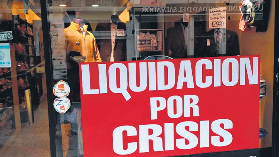 Los comercios realizan cada vez más promociones pero las ventas no repuntan.