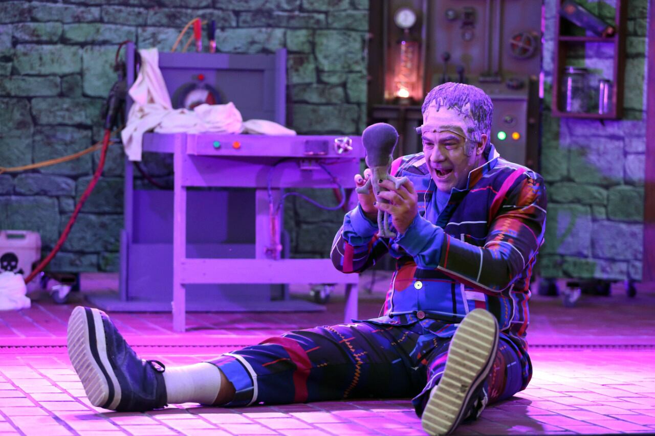 El Frankestein rosarino apuesta a la ternura y lo lúdico. 