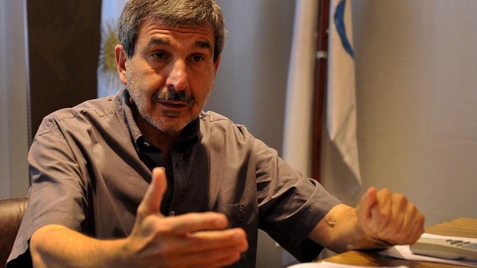 "Estamos apoyando el trabajo de dos laboratorios que junto al Conicet están desarrollando una vacuna en base al uso de una la proteína recombinante", dijo Roberto Salvarezza.