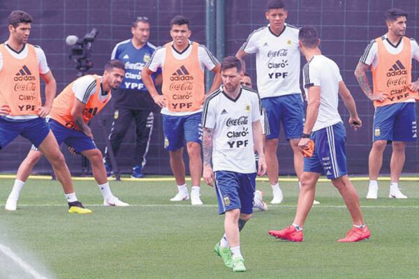 Los jugadores se movieron ayer por la mañana en la Ciudad Deportiva del Barcelona.