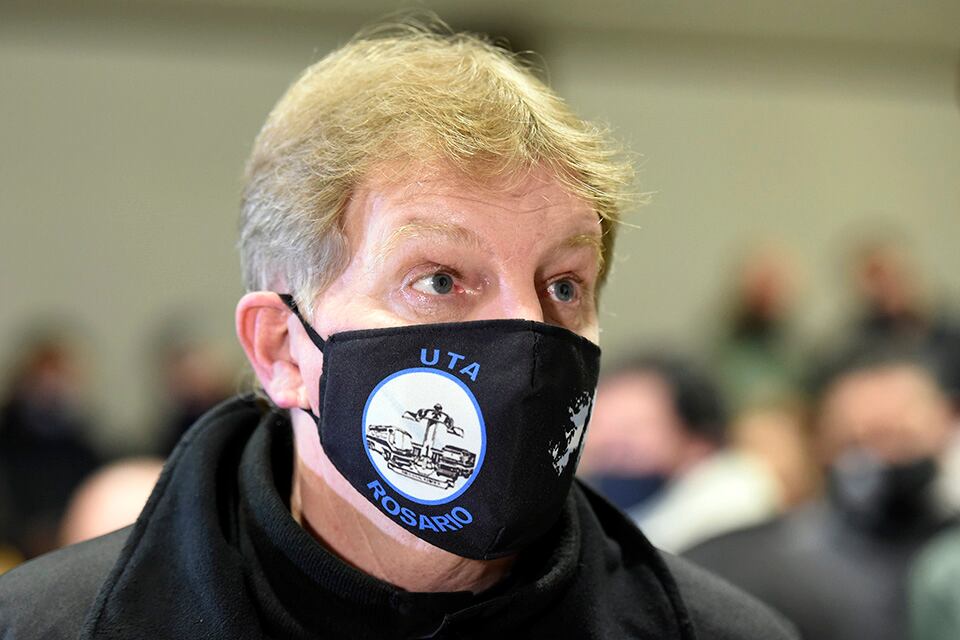 "Entendemos los reclamos de la gente pero no somos los culpables", dijo Copello, de la UTA.