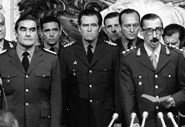 Nuestra historia está llena de ejemplos de sujetos que se arroparon con discursos fraudulentos.