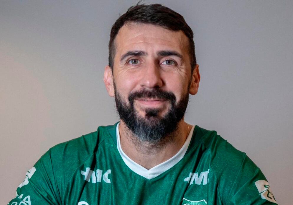 Pratto ya se puso la camiseta verde de Sarmiento