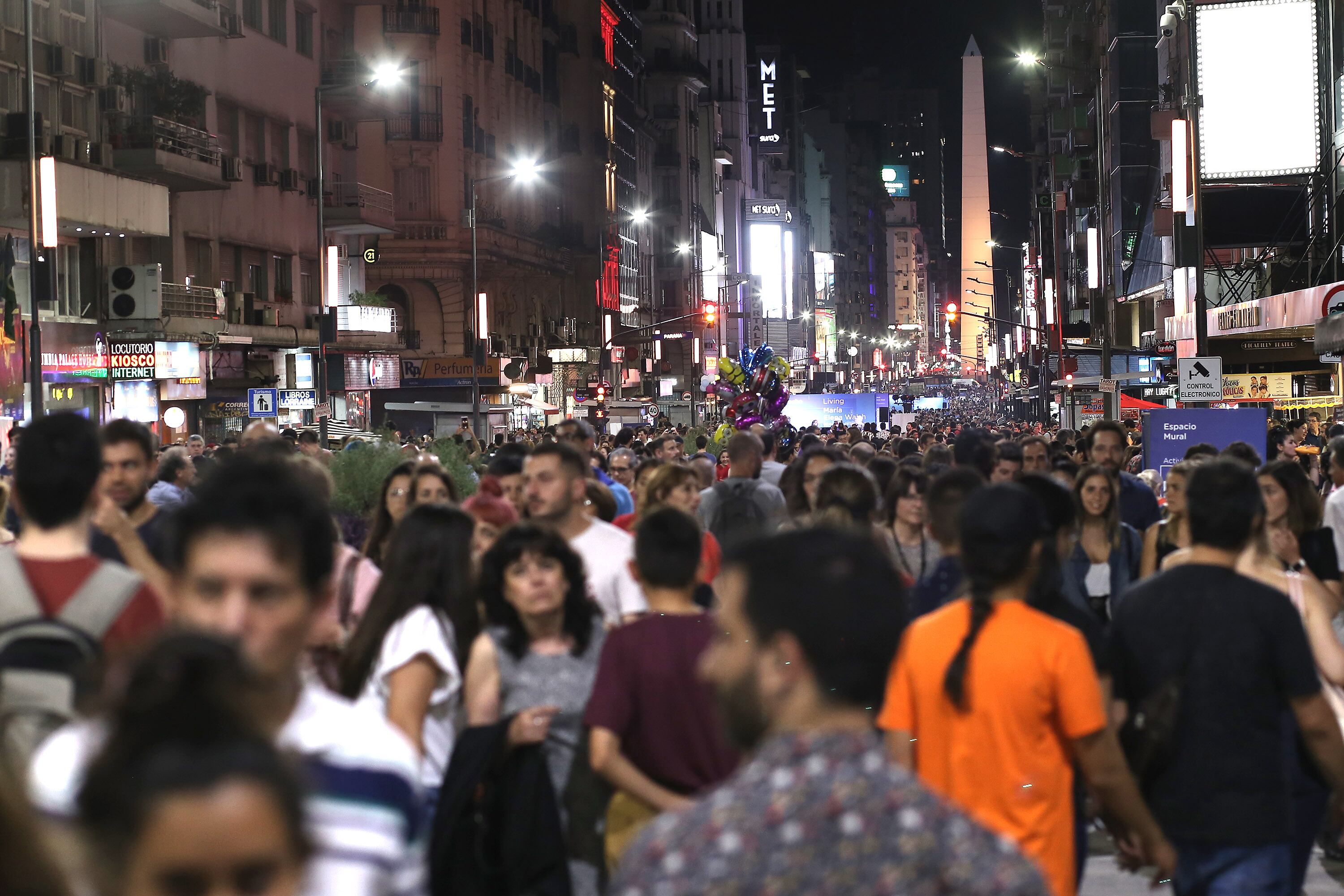 El encuentro tomó la calle Corrientes entre Junín y 9 de julio.
