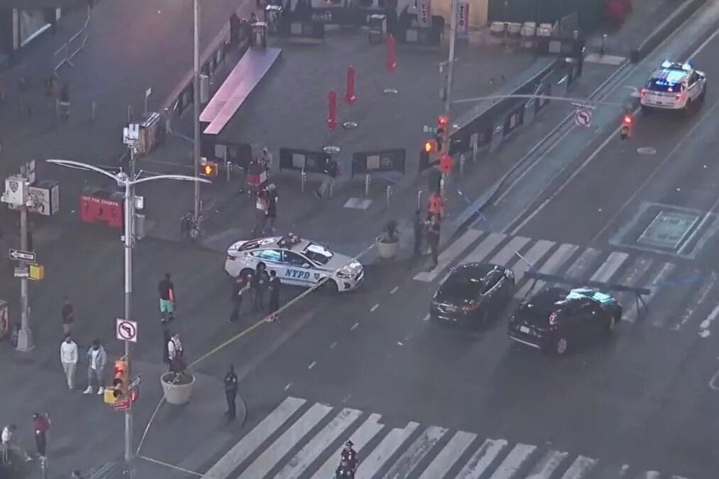 Nueva York: un adolescente inició un tiroteo durante en Times Square