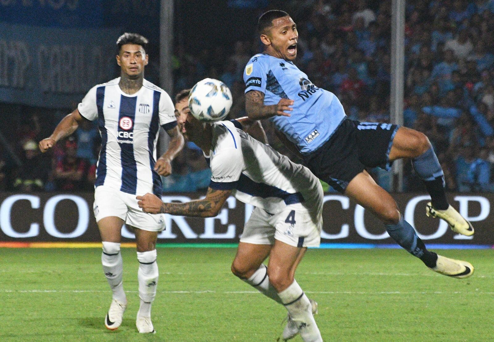 Belgrano y Talleres armaron un clásico con todos los condimentos