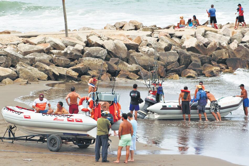 El puerto de salida para la pesca embarcada, en la costanera y calle Miramar.