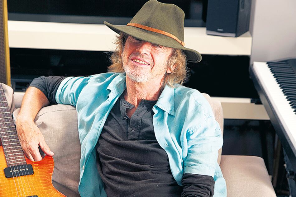 “Me pareció interesante salir a decir lo que la gente piensa: te piden los votos, pero nunca te piden perdón.”