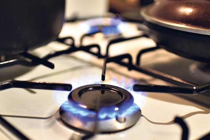 El aumento del gas elevó gastos del hogar y servicios. Y las reparaciones.