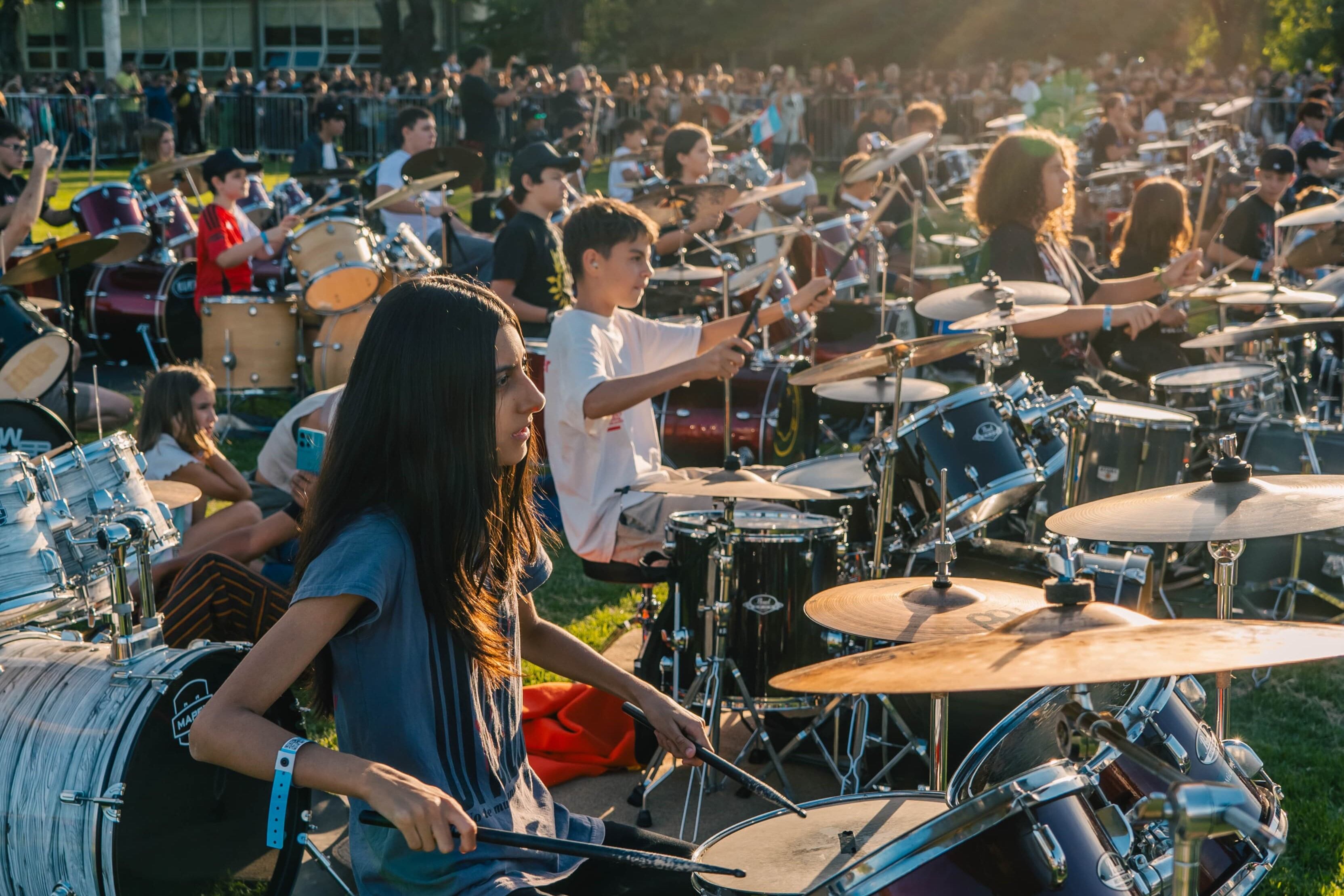 "Hay que hacerle el aguante a la universidad pública, más en este momento", dijo el Tanque Iglesias (La Renga), allí presente