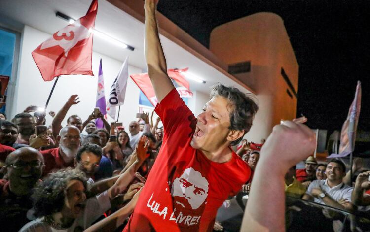Si Lula finalmente no pudiese ser candidato, Fernando Haddad, su compañero de fórmula, tomaría la posta