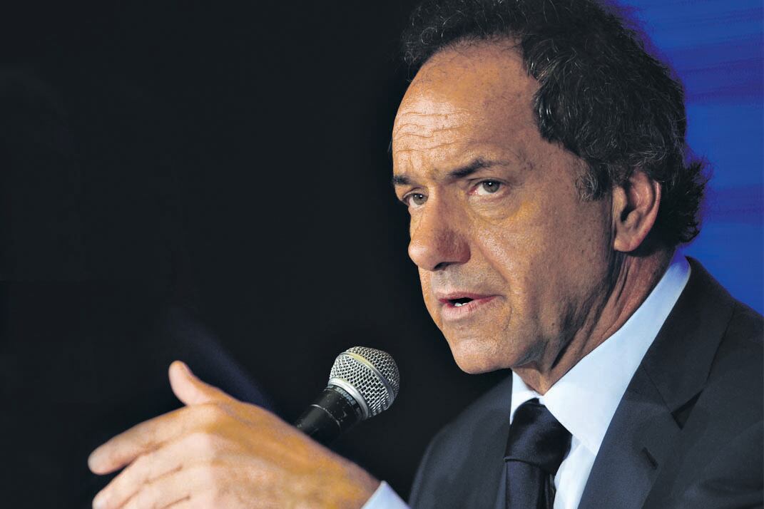 Scioli, uno de los que se anota para competir en octubre.