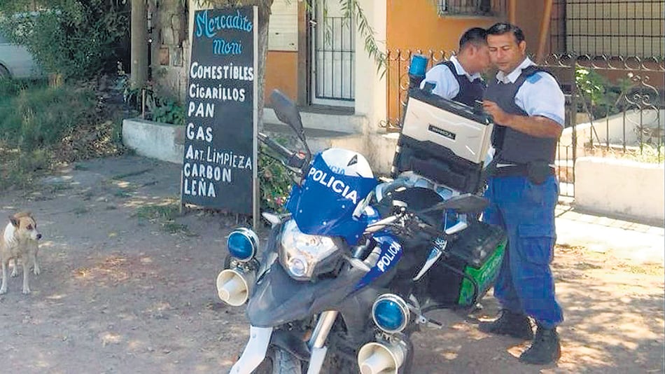 La mujer fue asesinada en la casa donde vivía, al lado de su propio almacén.