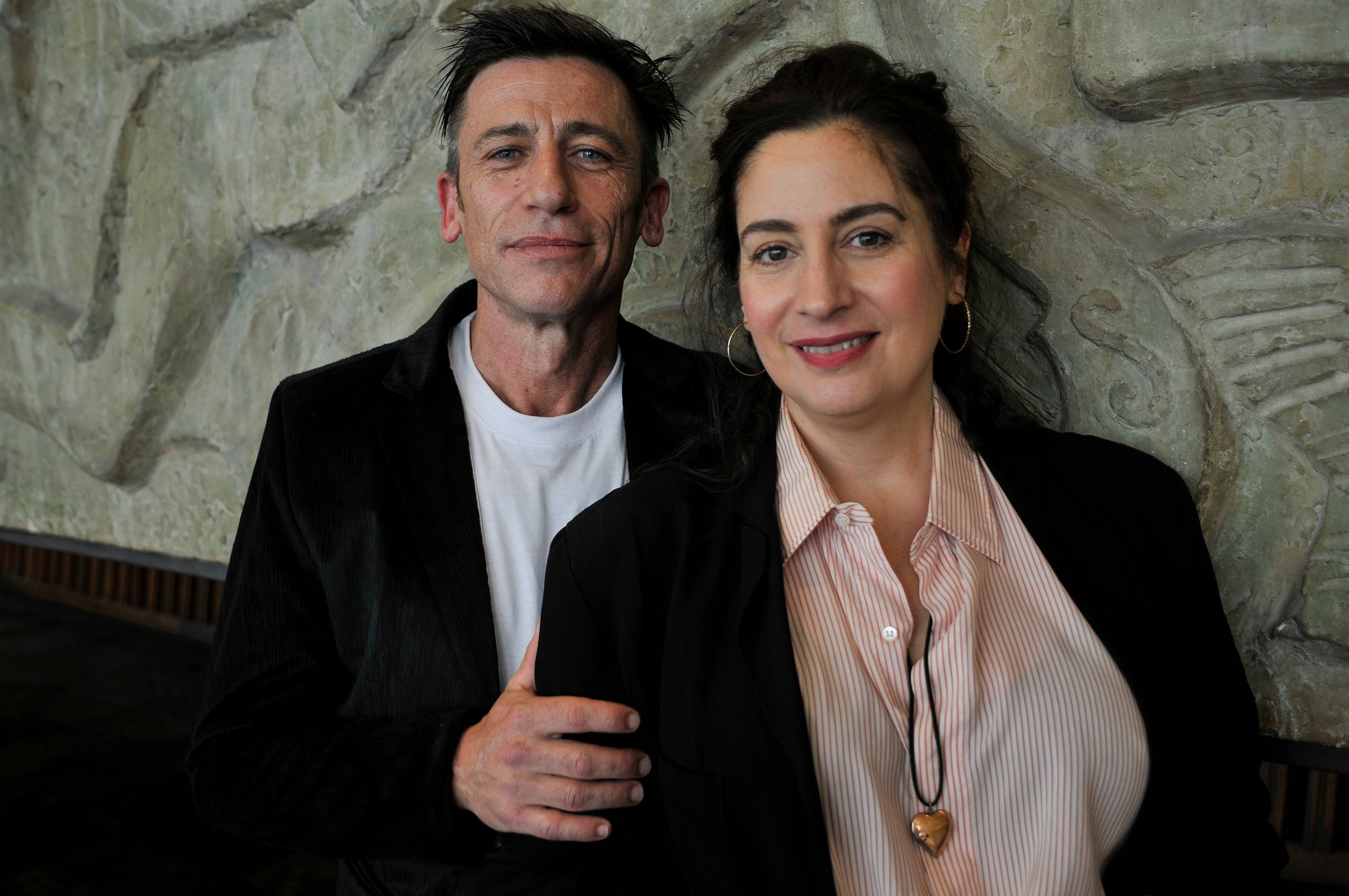 Cremonesi y Santa Ana se lucen en la puesta que puede verse de miércoles a domingos en la sala Casacuberta. 