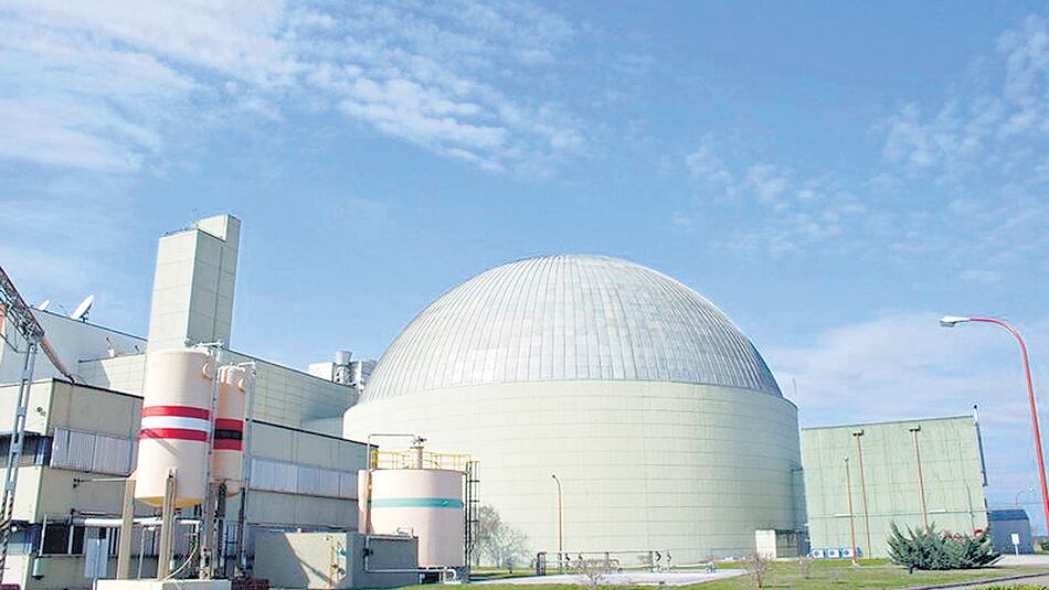 La decisión de no construir Atucha III motivó los despidos.