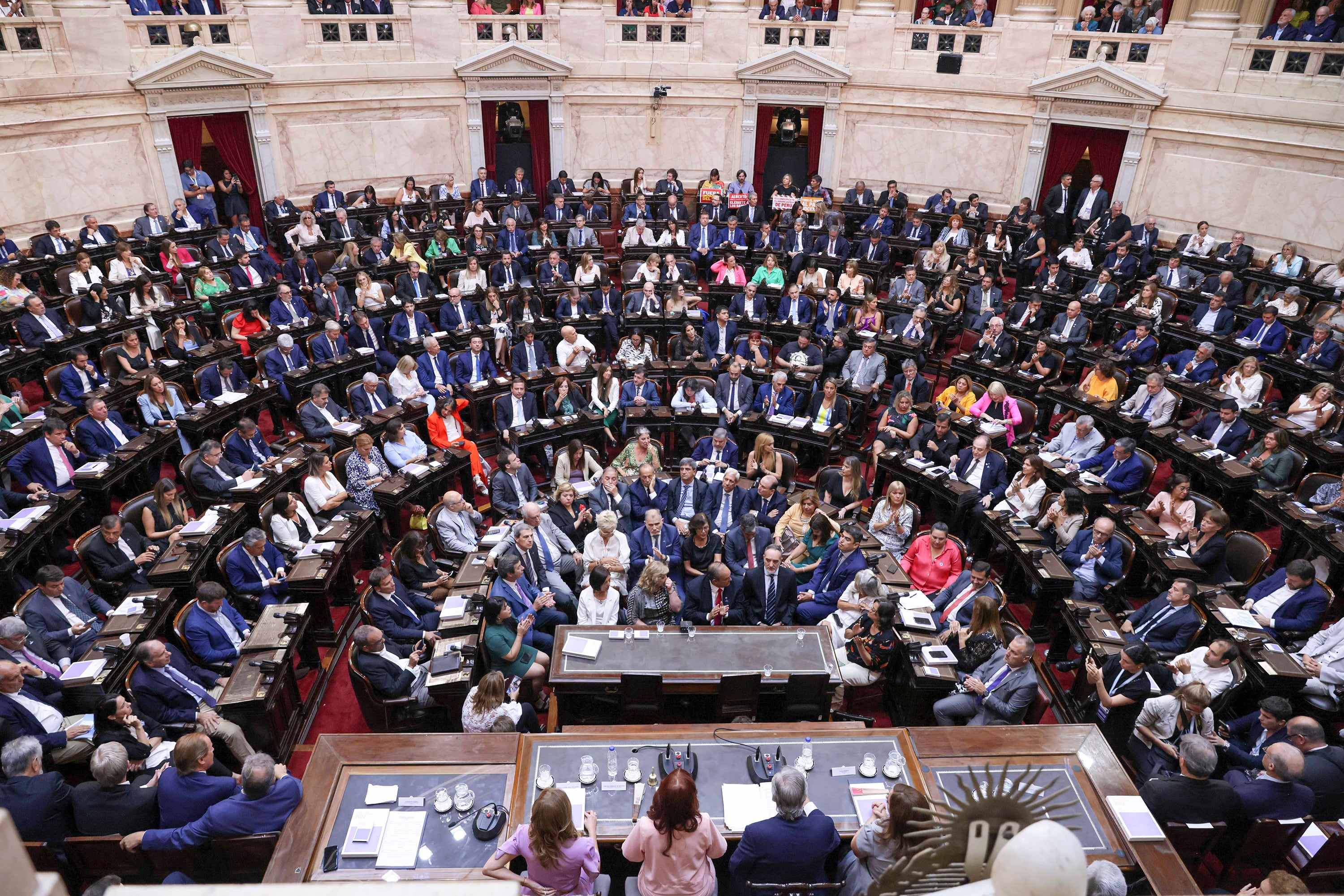 En la apertura de sesiones ordinarias, los jueces de la Corte recibieron críticas por parte del presidente, Alberto Fernández.