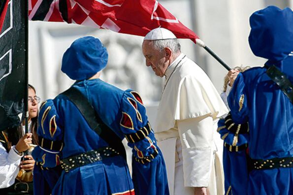 Antes del encuentro en Roma el Papa tendrá consultas directas con los obispos sobre la pederastia.