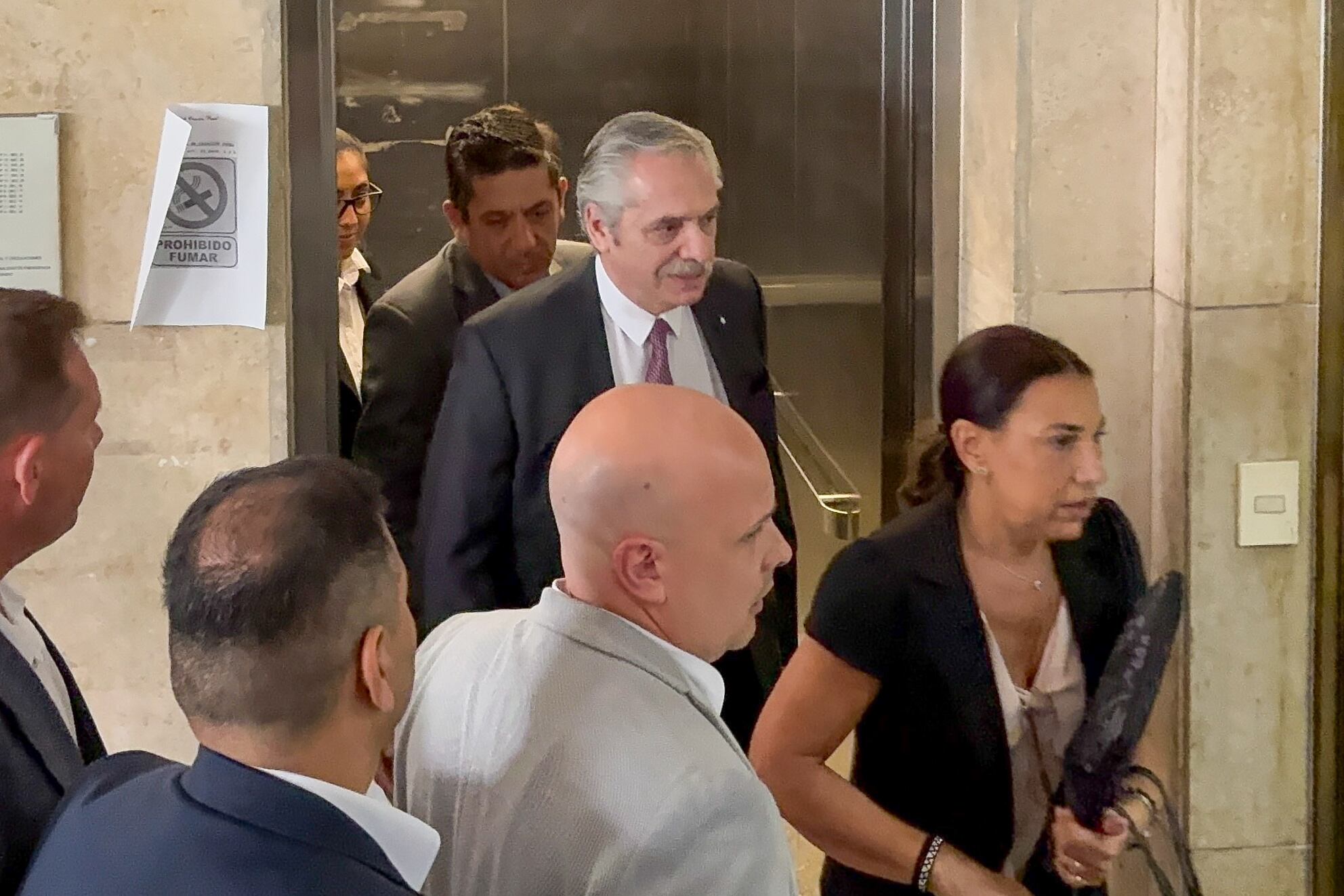 Alberto Fernández declaró ante el juez Sebastián Casanello en la causa Seguros, negó irregularidades y pidió que se convoque a declarar a exfuncionarios de su gestión.