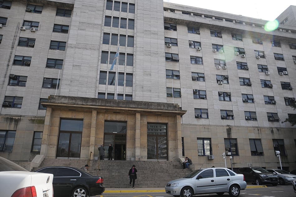  Un Camarista cobra hasta 600 mil pesos de jubilación. Con los cambios que proponemos pasaría a percibir 560 mil.