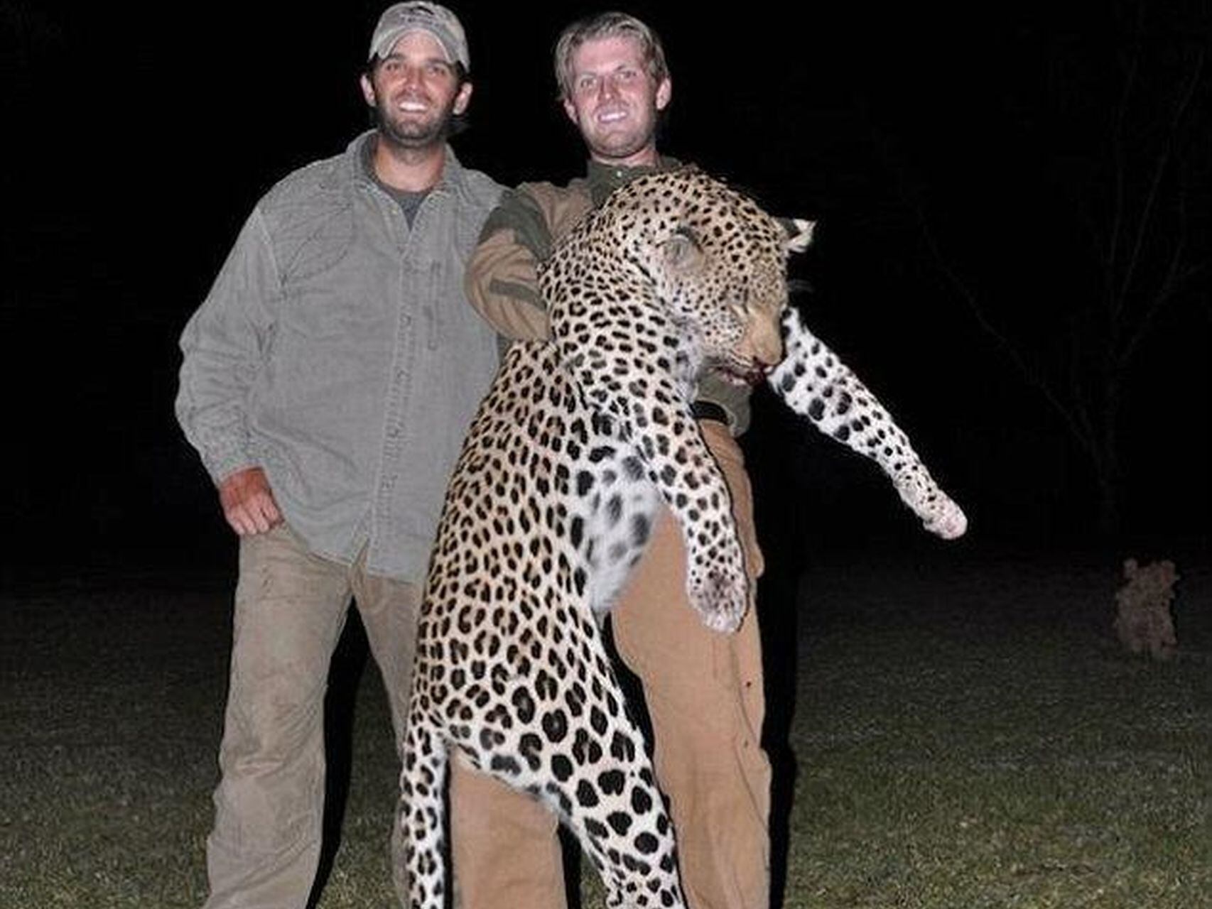 Eric y Donald (h) Trump, dos amantes de la caza.