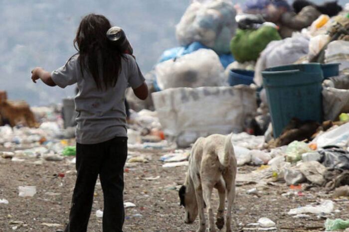 En la Argentina más de un millón de niñxs se saltea alguna comida diaria por falta de dinero.