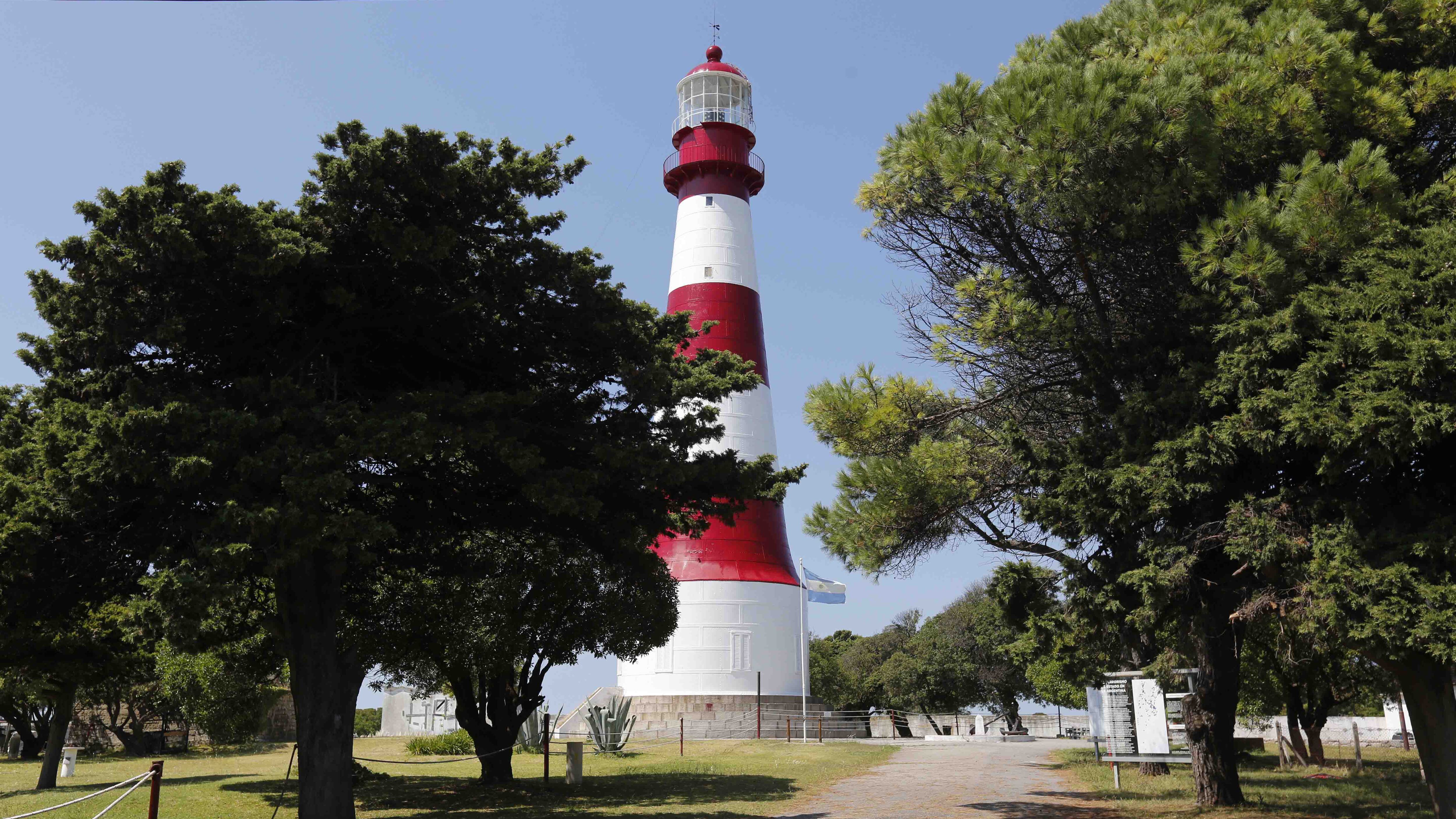 El predio en cuestión tiene 17 mil metros cuadrados y el municipio cobra un canon irrisorio de 6 mil pesos.