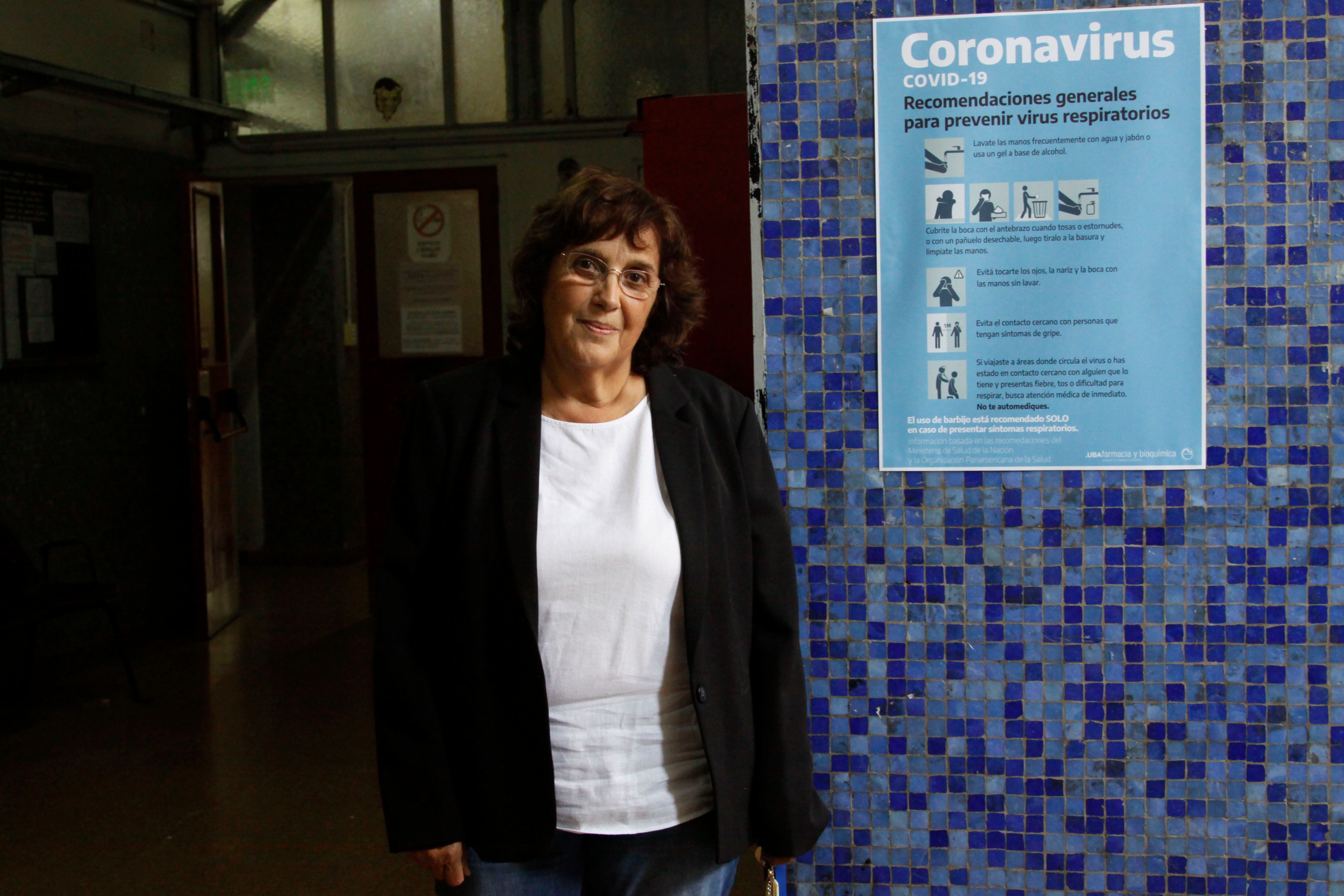 "Por ahora, lo que se dice es que por cada individuo infectado por lo menos se contagian entre una y cinco personas", afirma Lucía Cavallaro.