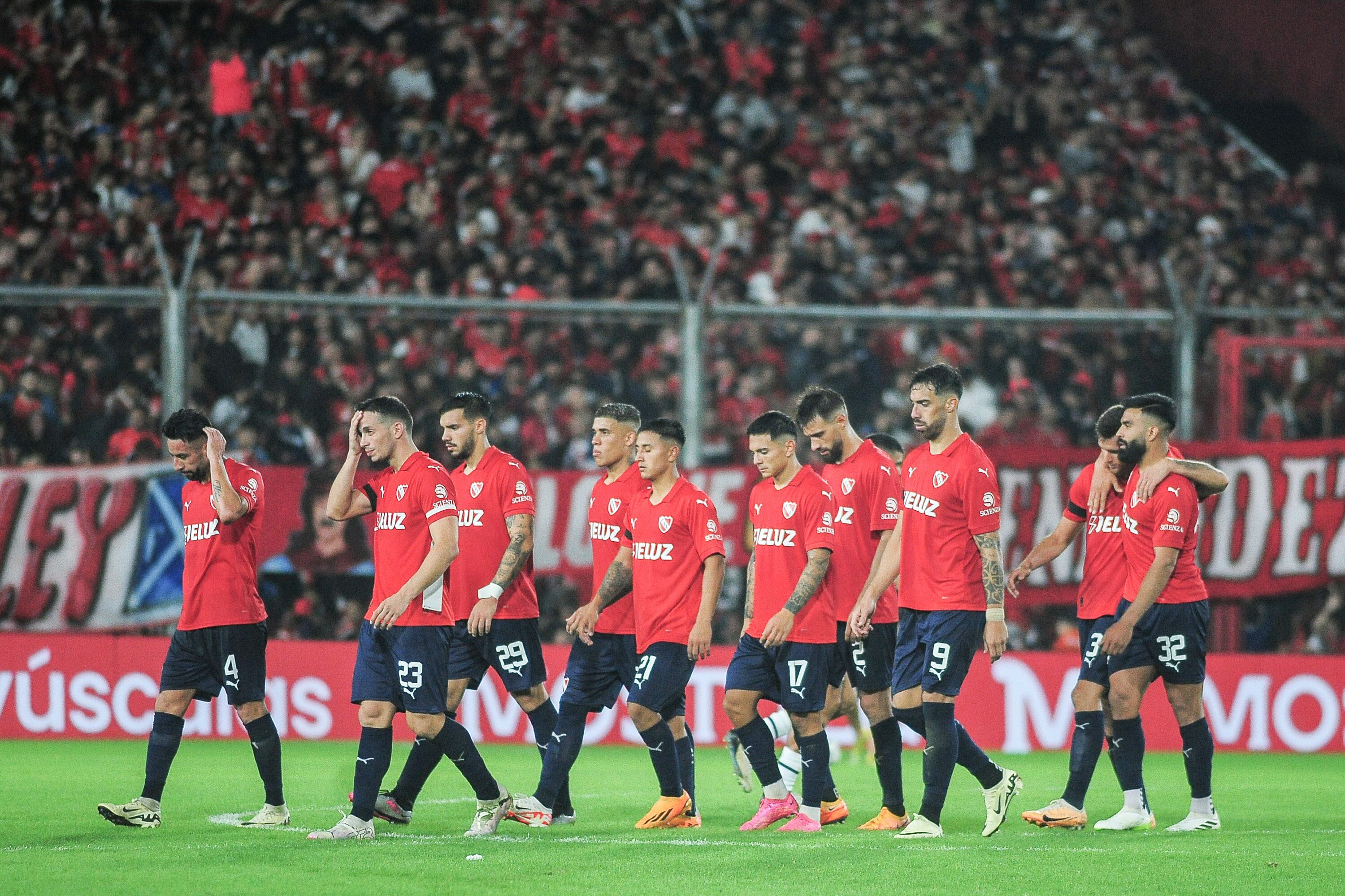 Como el año pasado, Independiente se quedó afuera de cuartos de final de manera insólita.