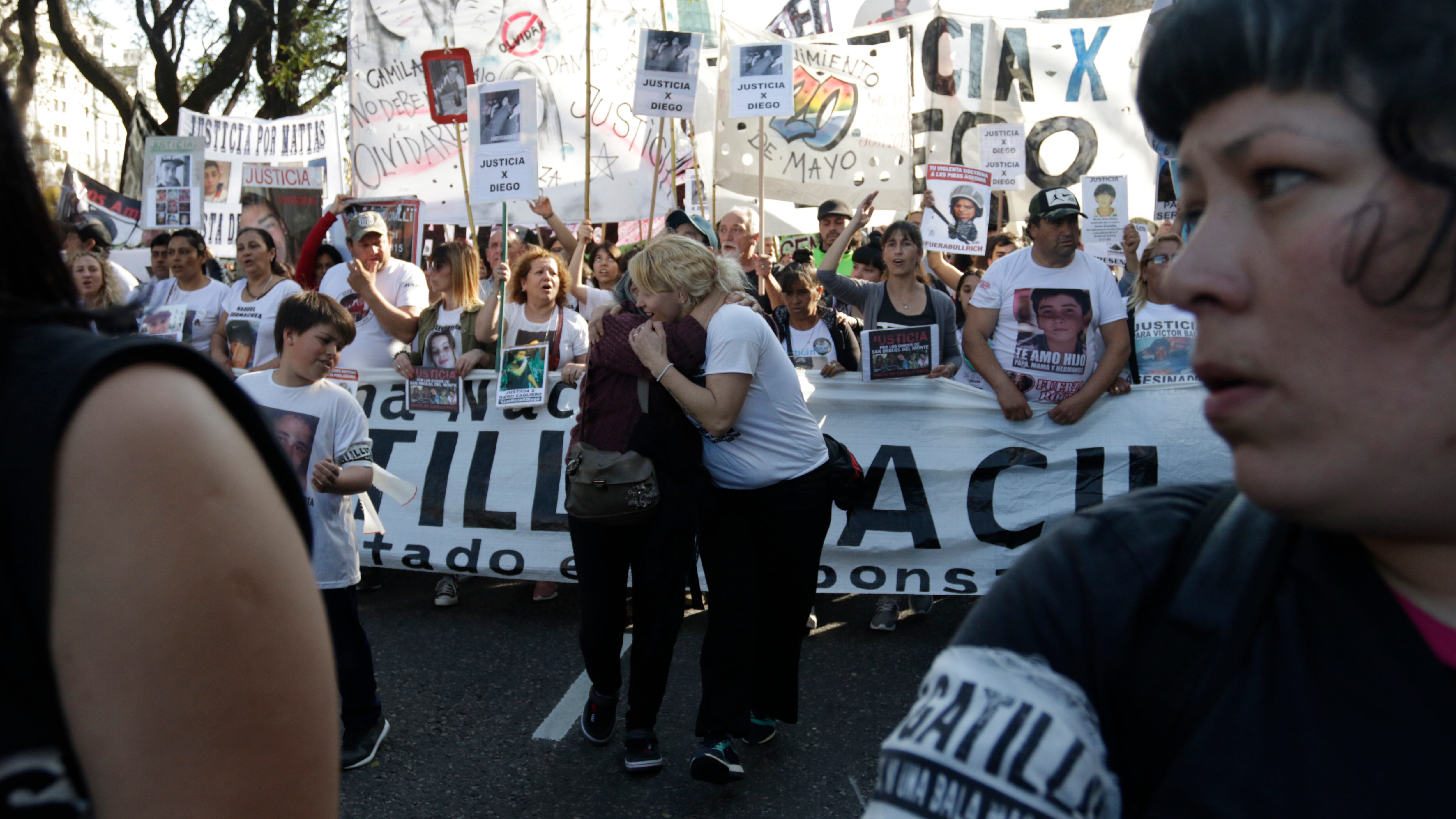 Los manifestantes marcharon desde Congreso hasta Plaza de Mayo.