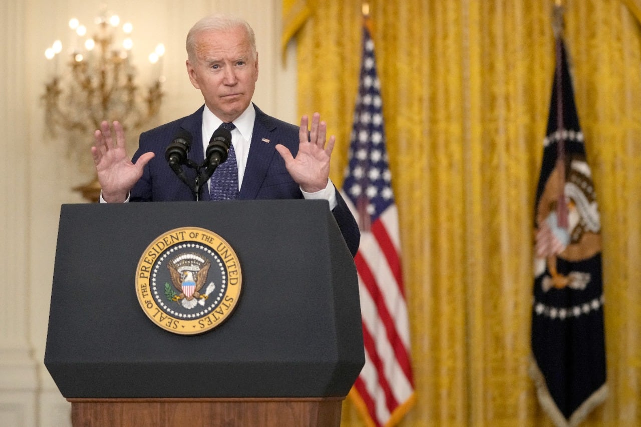  "No hay evidencias de que haya habido una connivencia entre los talibanes y el EI", dijo Biden desde la Casa Blanca. 