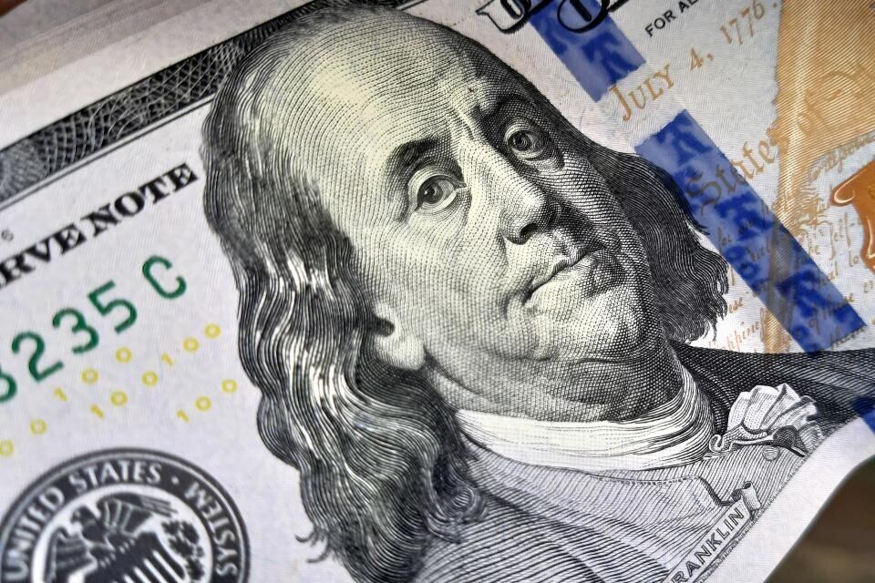 El dólar, más que aliado, resultó la amenaza del plan económico de Caputo