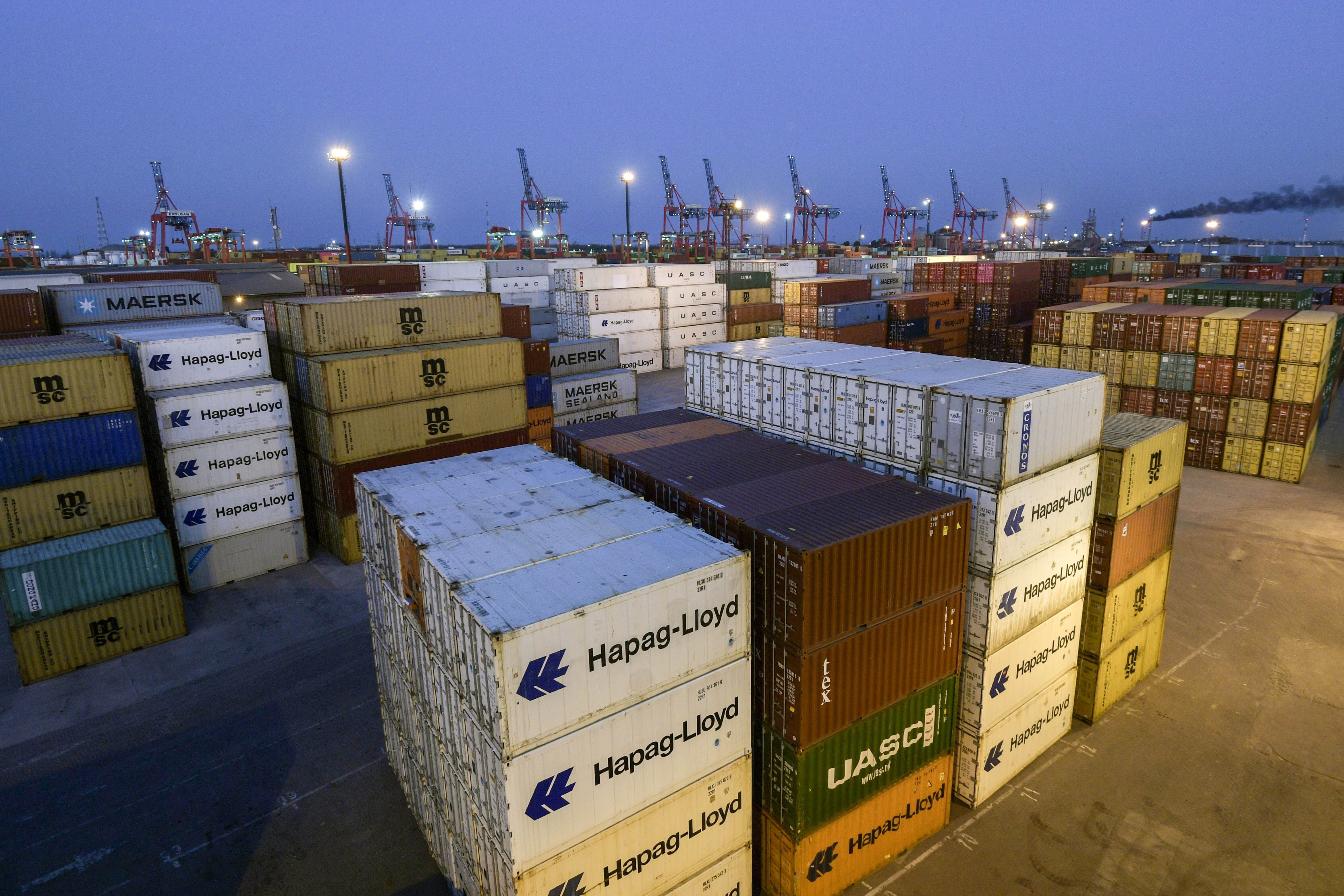 Menos requisitos para la importación.