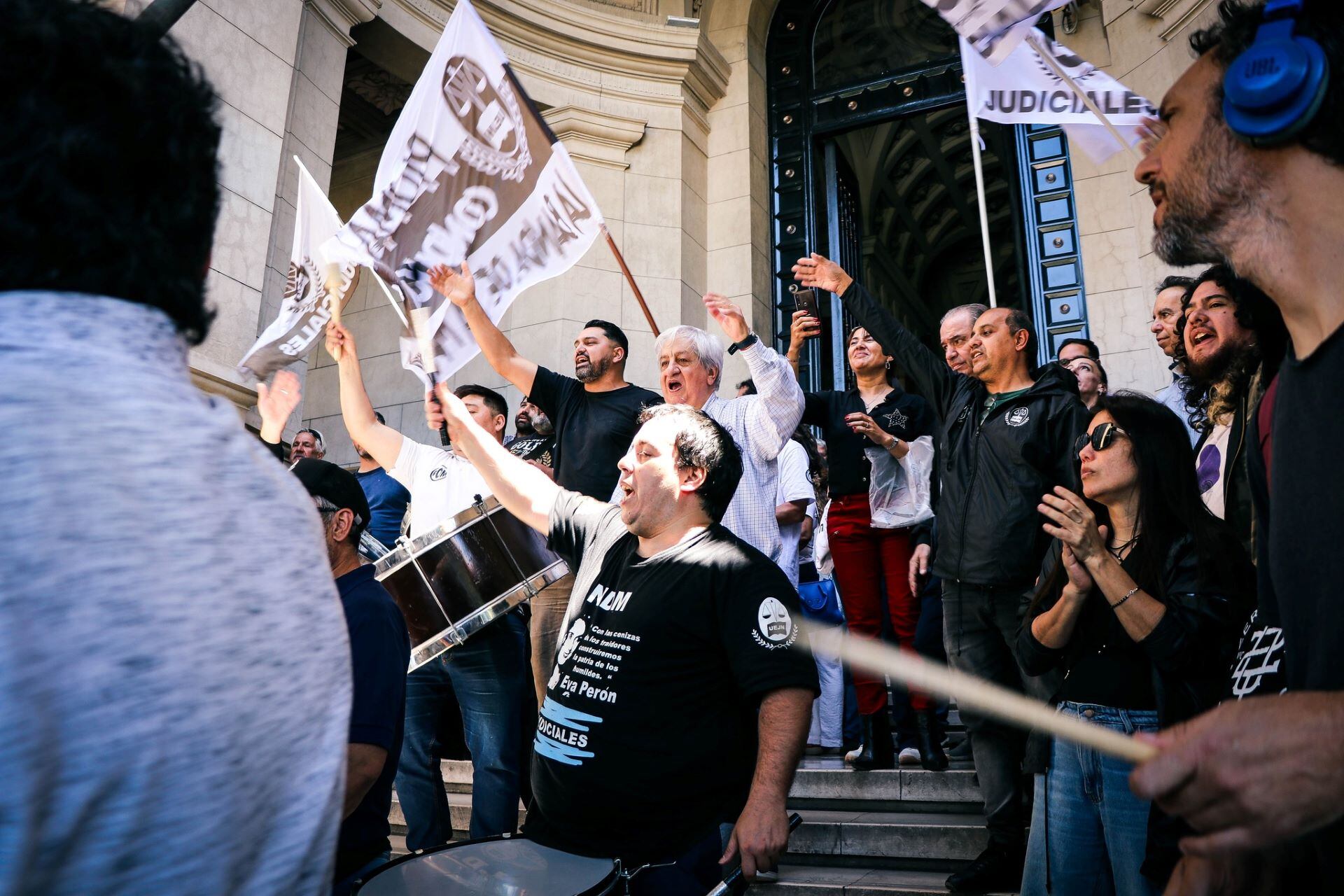 Trabajadores judiciales irán a un paro este viernes por reclamos salariales
