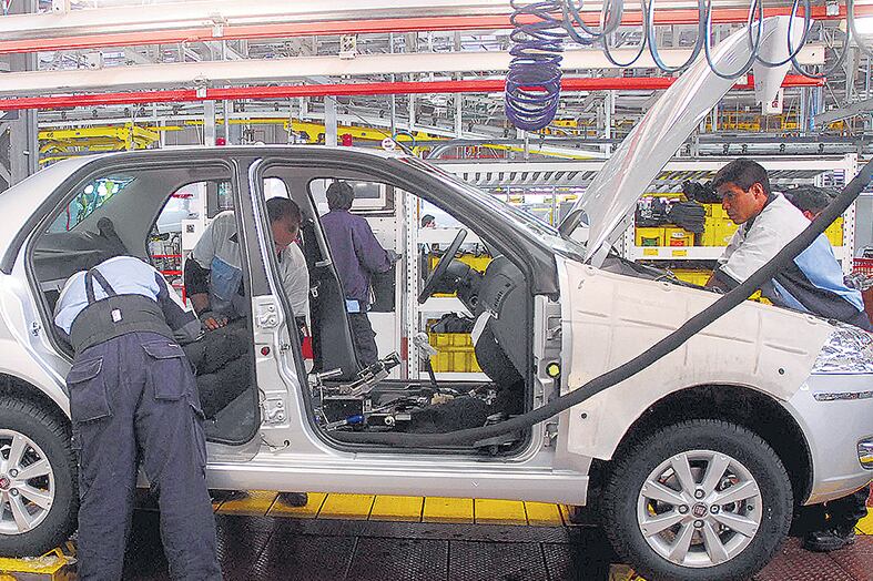 La industria automotriz ha sido uno de los sectores productivos más castigados.