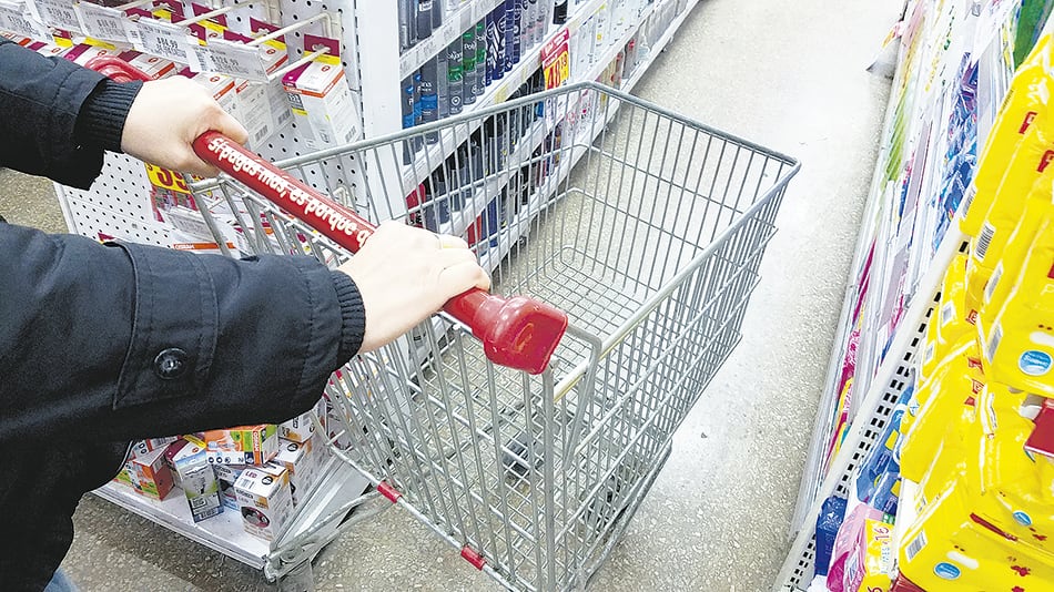 Alimentos y Bebidas retrocedió 4,3 por ciento en diciembre y acumuló un declive de 3,2 por ciento en el año.