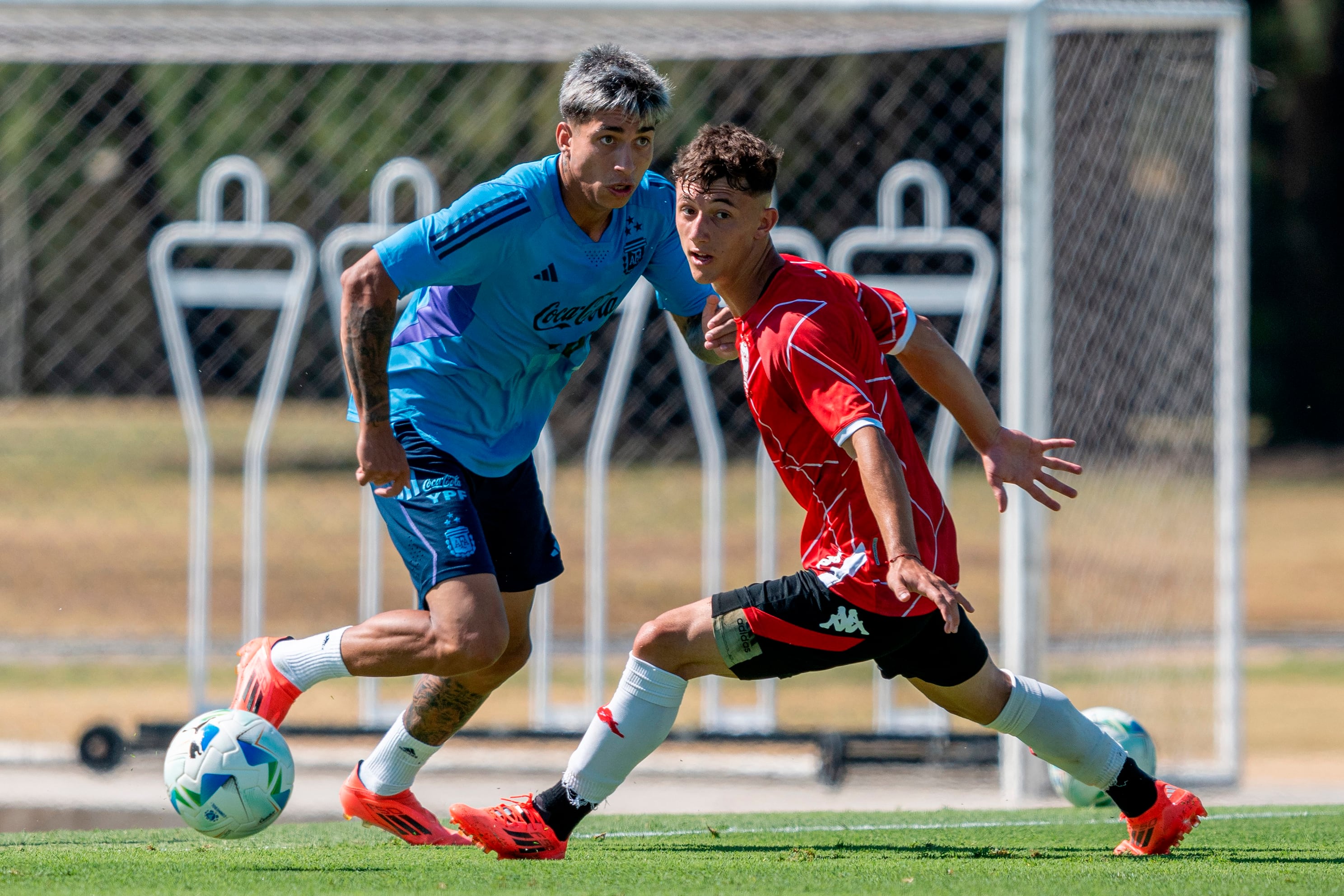 Maher Carrizo, la joya de Vélez y titular para Placente.